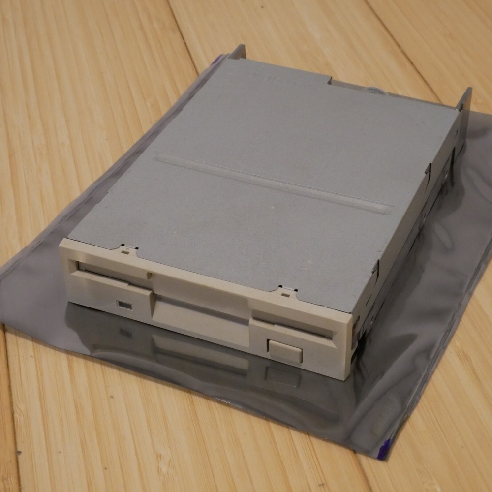 TEAC 3.5 inch Internal Floppy Disk Drive‎ Model FD-235HF Tested & Working - 19